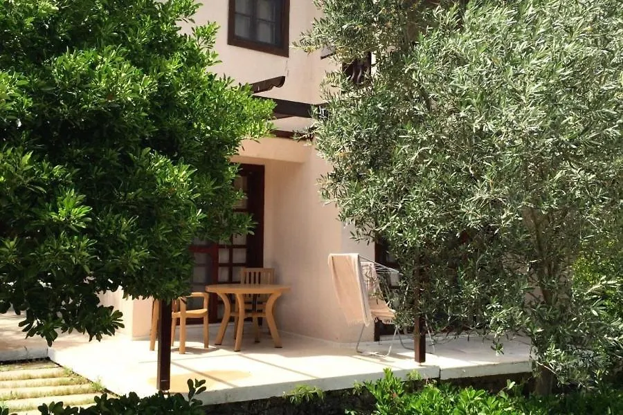 Simpa Cesme Tatil Koyu Villa Vakantiehuis